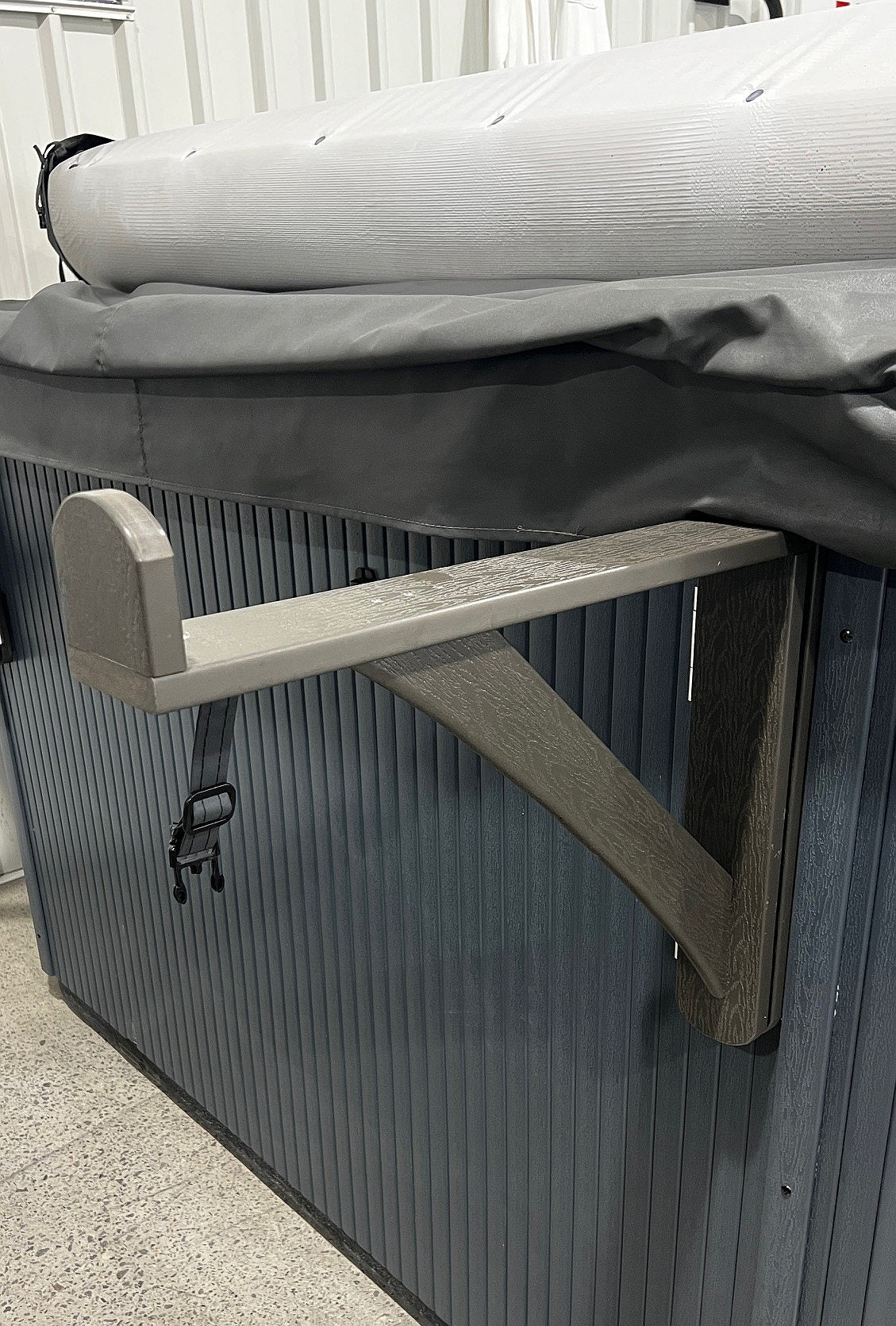 Rolling Cover Bracket Cabinet Mount (EACH)